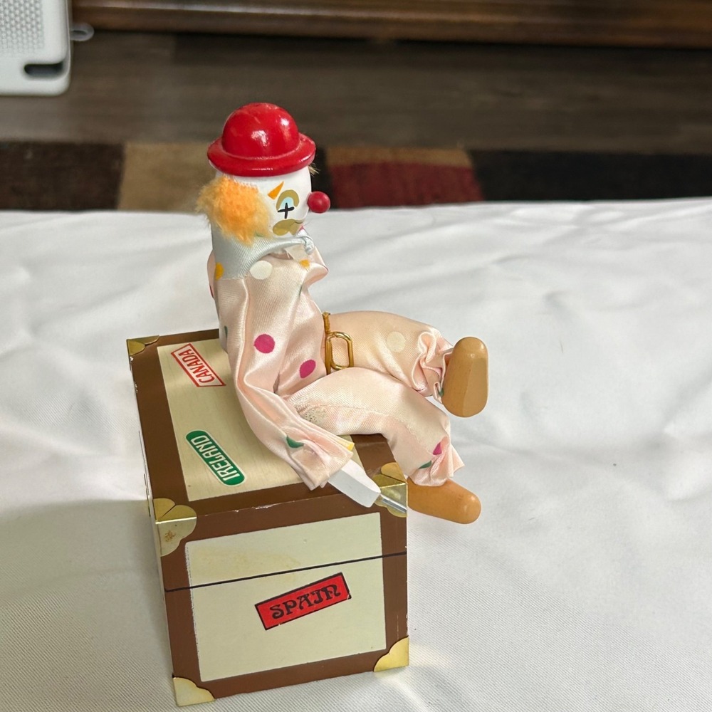 Westland Be A Clown Music Box Figurine Hat is Damaged 7" Vintage Collectable - Picture 10 of 16